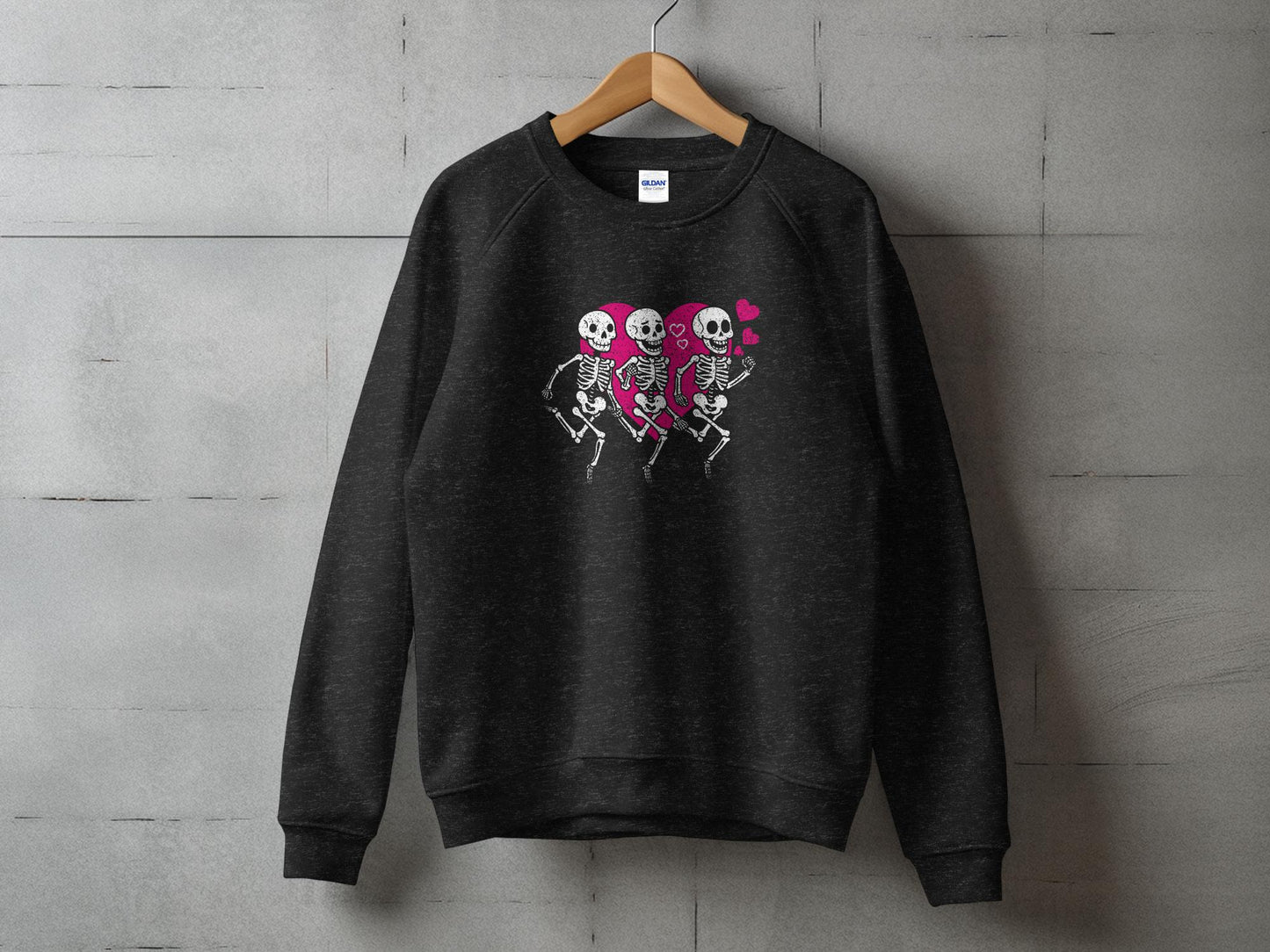 Runners Skeleton Heart Sweater, 50% cotton, 50% polyester sweatshirt